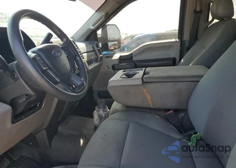 2020 Ford F250 Super Duty z USA, uszkodzony, nr VIN 1FT8W2BT9LED82444